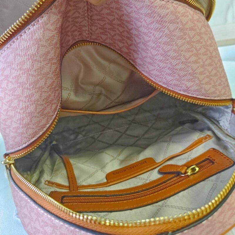【AT10684】マイケル・コースのRhea Zip バックパック - 都会のファッションとくつろぎを放つバッグ | Michael Kors