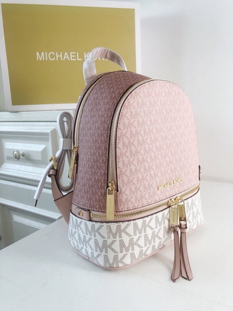 【AT10687】マイケル・コース(Michael Kors)のリア ジップ リュックサック - 都会の女性におすすめのエレガントなファッションアイテム | Michael Kors
