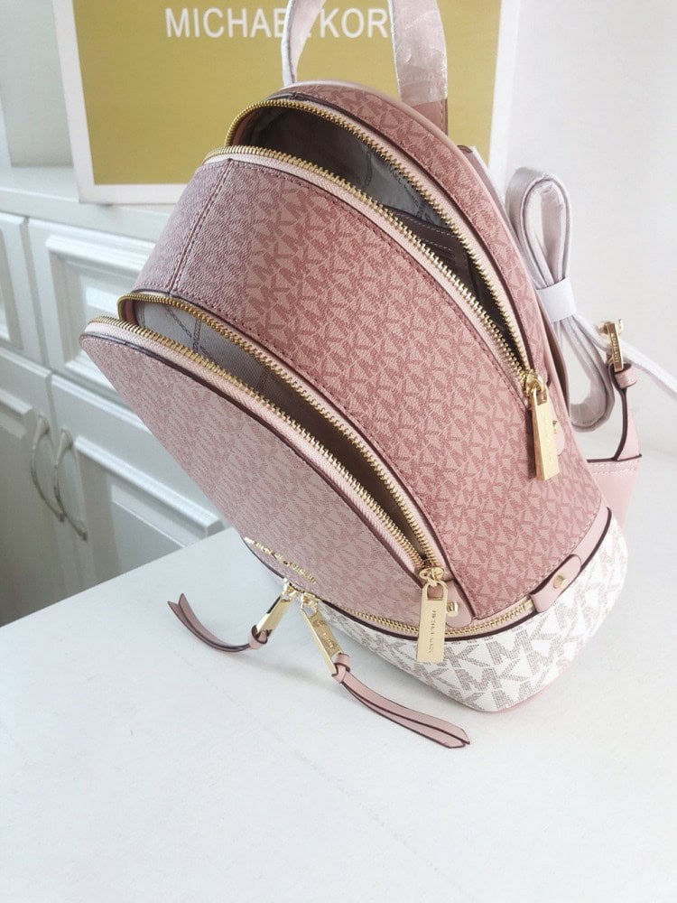【AT10687】マイケル・コース(Michael Kors)のリア ジップ リュックサック - 都会の女性におすすめのエレガントなファッションアイテム | Michael Kors