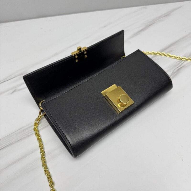 【AT10690】プラダ（Prada）高級チェーンウォレット、上品なファッションセンスを表現 | Prada