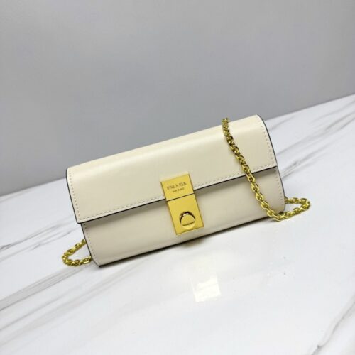 【AT10692】プラダ エレガントな都会の女性向け象牙色レザーチェーンバッグ | Prada Italy