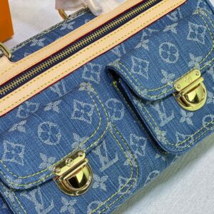 【AT10861】ルイ・ヴィトンのモノグラムデニムハンドバッグ - デニムとファッションの完璧な融合 | Louis Vuitton Malletier