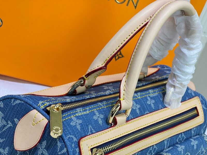 【AT10861】ルイ・ヴィトンのモノグラムデニムハンドバッグ - デニムとファッションの完璧な融合 | Louis Vuitton Malletier
