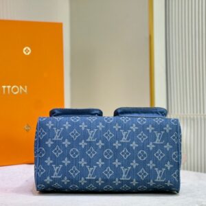 【AT10861】ルイ・ヴィトンのモノグラムデニムハンドバッグ - デニムとファッションの完璧な融合 | Louis Vuitton Malletier