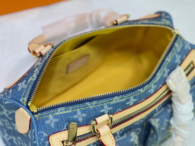 【AT10861】ルイ・ヴィトンのモノグラムデニムハンドバッグ - デニムとファッションの完璧な融合 | Louis Vuitton Malletier
