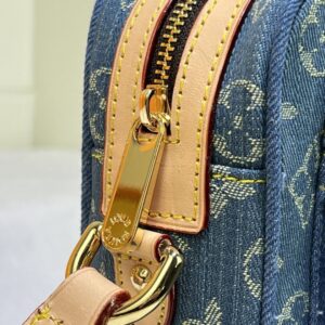 【AT10864】ルイ・ヴィトンのクラシックなデニムブルー斜めがけバッグ、都会の贅沢なファッションアイテム | Louis Vuitton Malletier