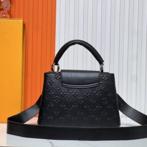 【AT10866】ルイ・ヴィトン Capucinesミニハンドバッグ- 贅沢なTaurillonレザー製、V字金属デザイン | Louis Vuitton Malletier