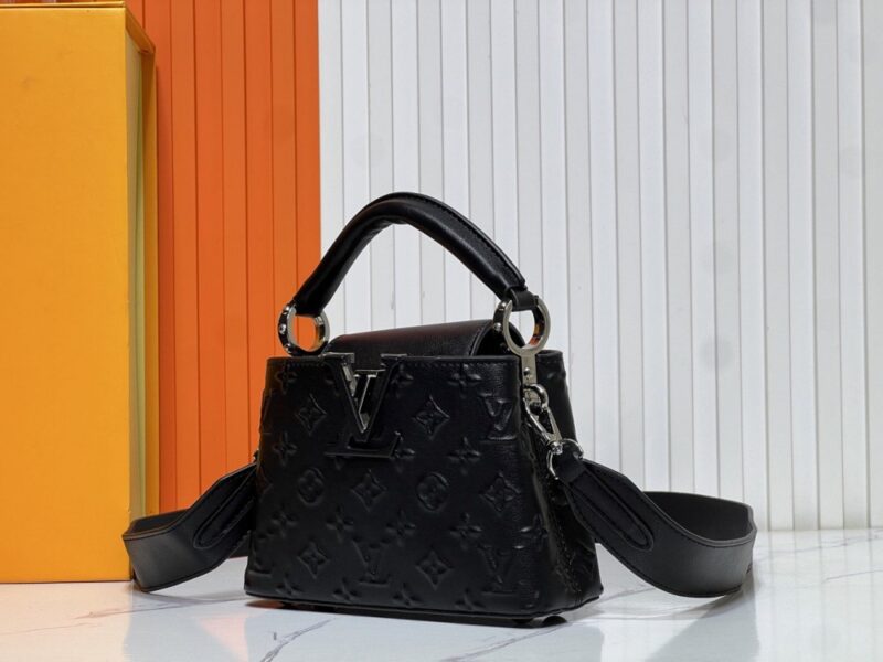 【AT10867】ルイ・ヴィトン タウリヨンレザー キャプシーヌミニハンドバッグ | Louis Vuitton