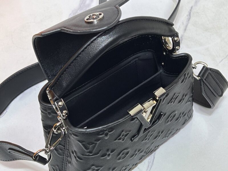 【AT10867】ルイ・ヴィトン タウリヨンレザー キャプシーヌミニハンドバッグ | Louis Vuitton