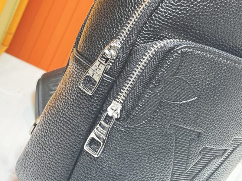 【AT10869】ルイ・ヴィトン レザーワンショルダーバッグ - 都会のエリートにふさわしい最高級ファッション | LV