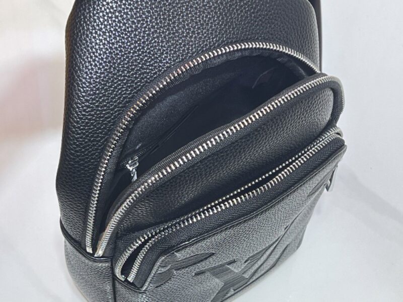 【AT10869】ルイ・ヴィトン レザーワンショルダーバッグ - 都会のエリートにふさわしい最高級ファッション | LV