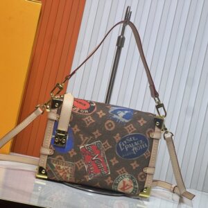 【AT10874】ルイ・ヴィトンのクラシックなハードトランクハンドバッグ - 豪華な旅行風スタイル | LV