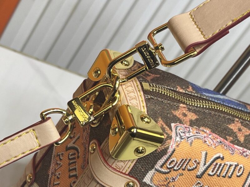 【AT10874】ルイ・ヴィトンのクラシックなハードトランクハンドバッグ - 豪華な旅行風スタイル | LV