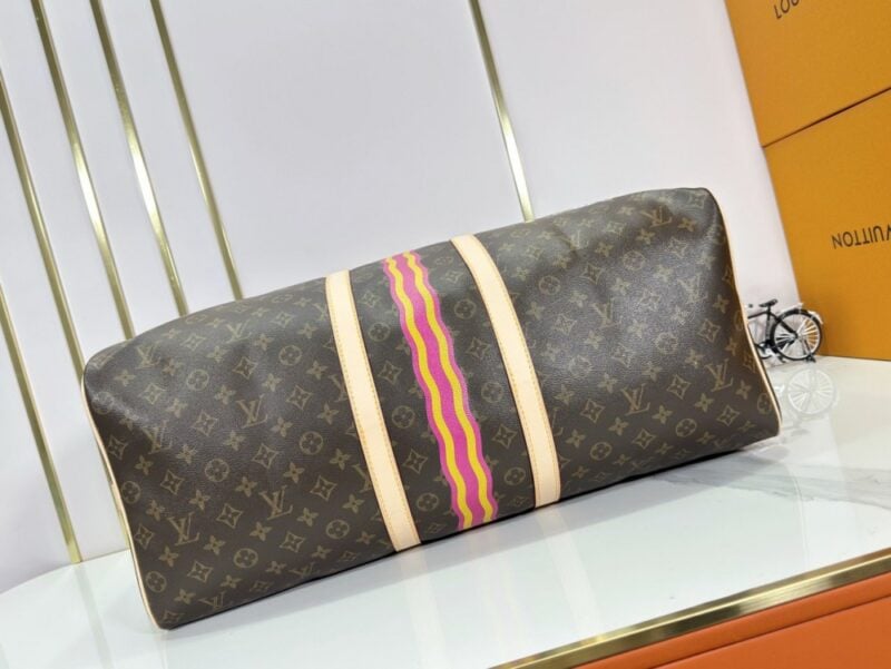 【AT10879】ルイ・ヴィトン(Louis Vuitton) クラシックKeepall 55トラベルバッグ - モノグラムキャンバスでファッション旅行の伝説を継承 | Louis Vuitton