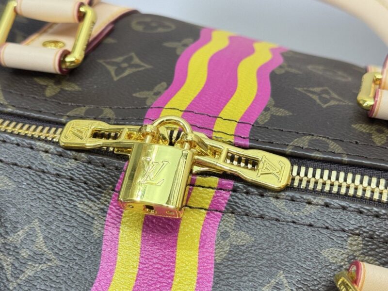 【AT10879】ルイ・ヴィトン(Louis Vuitton) クラシックKeepall 55トラベルバッグ - モノグラムキャンバスでファッション旅行の伝説を継承 | Louis Vuitton
