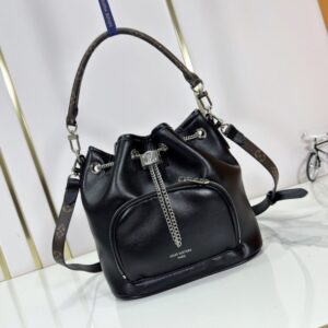 【AT10881】ルイ・ヴィトン ゴールドラムスキン バケツバッグ LV Vibeシリーズからのインスピレーションを活かした高級ブラックラムスキンバッグ | Louis Vuitton