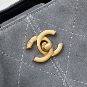 【AT11062】シャネル CHANEL ジャガー素材 二色使い ダイヤモンドパターントートバッグ | Chanel