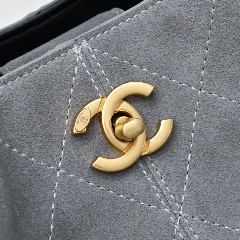 【AT11062】シャネル CHANEL ジャガー素材 二色使い ダイヤモンドパターントートバッグ | Chanel