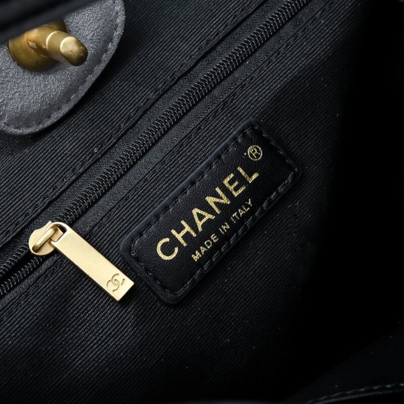 【AT11062】シャネル CHANEL ジャガー素材 二色使い ダイヤモンドパターントートバッグ | Chanel