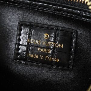 【AT11063】高級クロコ型押し牛革ハンドバッグ - Elegant Croco Leather Handbag | Louis Vuitton Paris