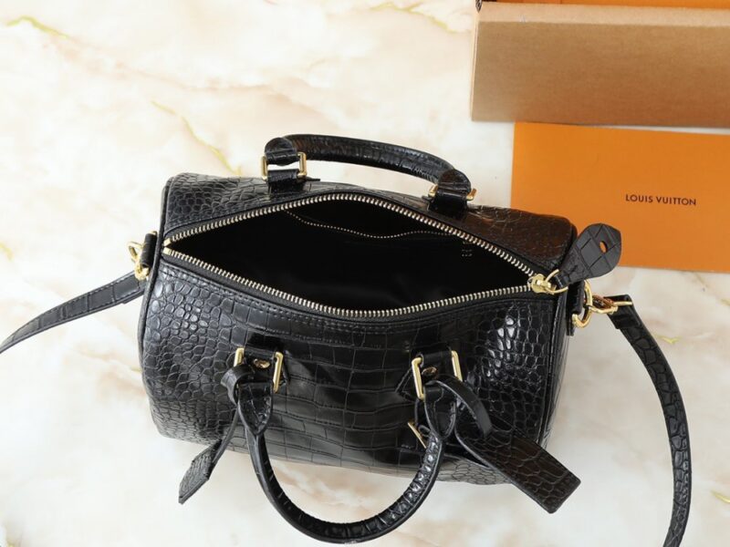 【AT11063】高級クロコ型押し牛革ハンドバッグ - Elegant Croco Leather Handbag | Louis Vuitton Paris