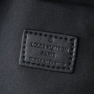 【AT11067】ルイ・ヴィトンのモノグラム・リバースキャンバスバックパック：都会のトレンドとエレガンスを体現 | LV