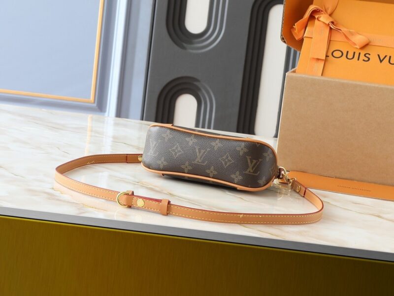 【AT11069】ルイ・ヴィトンのモノグラムキャンバス素材 ナノ・ブローニュハンドバッグ | Louis Vuitton Paris
