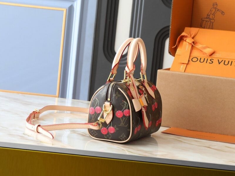 【AT11070】ルイ・ヴィトン × 村上隆コラボ Speedy Bandoulière チェリーハンドバッグ | Louis Vuitton Malletier