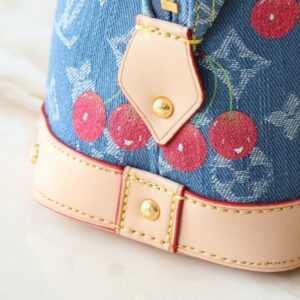 【AT11071】ルイ・ヴィトン × 村上隆  デニムチェリー刺繍大型ポーチ | Louis Vuitton Malletier