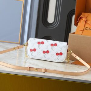 【AT11072】ルイ・ヴィトン チェリーチェーンバッグ | チェリー柄エレガントなレザーバッグ | Louis Vuitton