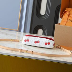 【AT11072】ルイ・ヴィトン チェリーチェーンバッグ | チェリー柄エレガントなレザーバッグ | Louis Vuitton