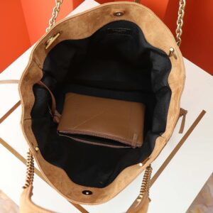 【AT11073】サンローランのスエードショッピングバッグ： クラシックなエレガンスと柔らかな質感を融合 | Saint Laurent Paris