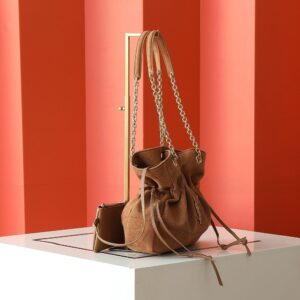 【AT11074】YSL（イヴ・サンローラン）のスエードチェーンハンドバッグ、フレンチエレガンスを究極に表現 | Saint Laurent