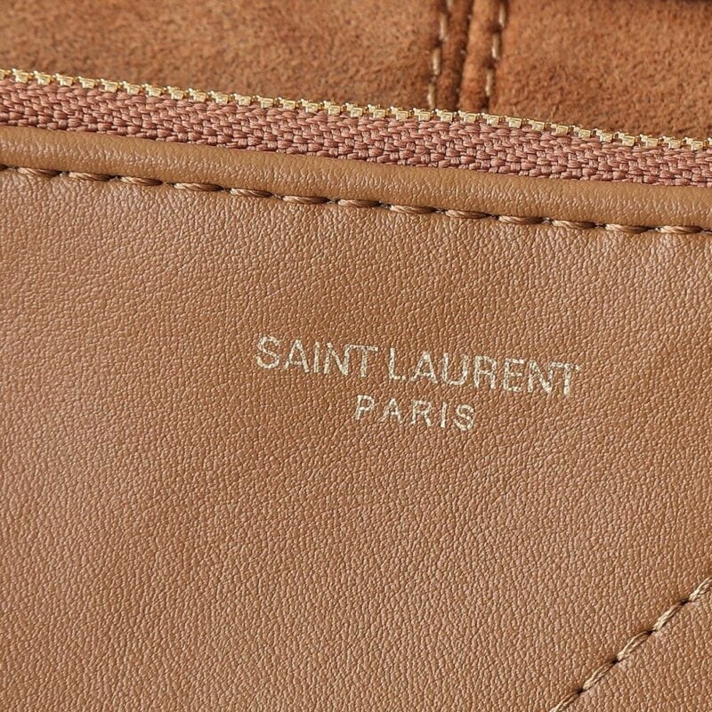 【AT11074】YSL（イヴ・サンローラン）のスエードチェーンハンドバッグ、フレンチエレガンスを究極に表現 | Saint Laurent