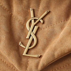 【AT11075】LOULOU PUFFERシリーズ - 完璧な都会の女性向けの最上級レザーハンドバッグ | Yves Saint Laurent