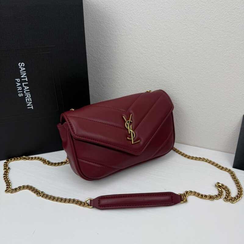 【AT11080】サンローラン クラシックミニLOULOUシリーズ ワインレッドの小羊革チェーンバッグ | Saint Laurent Paris
