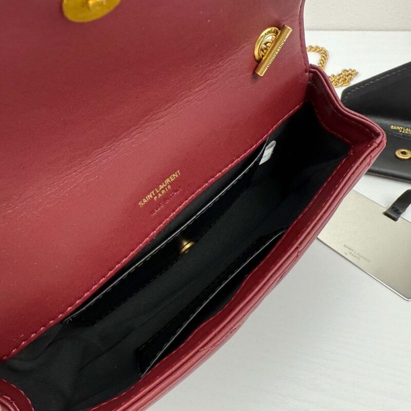 【AT11080】サンローラン クラシックミニLOULOUシリーズ ワインレッドの小羊革チェーンバッグ | Saint Laurent Paris