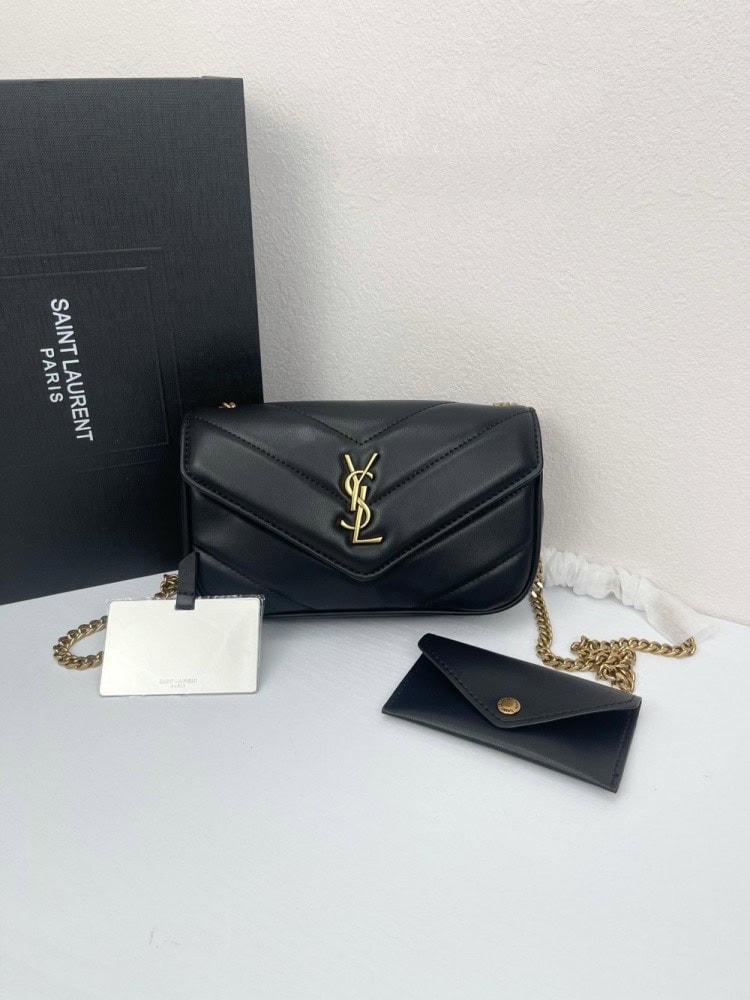 【AT11081】Saint LaurentのラムスキンミニLOULOUチェーンバッグ - 高級ラムスキン素材、YSLロゴ、多彩な着用方法 | Saint Laurent