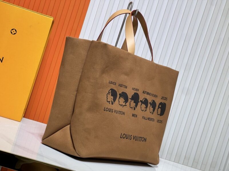 【AT11082】ルイ・ヴィトンの牛革ショッパーバッグ - 都市通勤とビジネスに最適なエレガントなアイテム | Louis Vuitton Malletier