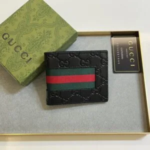 【AT11085】Gucci クラシックレザーウォレット、ファッション愛好家向けの贅沢なアイテム | Gucci Firenze