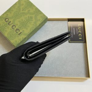 【AT11085】Gucci クラシックレザーウォレット、ファッション愛好家向けの贅沢なアイテム | Gucci Firenze