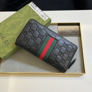 【AT11090】グッチロゴデザインフルジップウォレット、エレガントな高級財布 | Gucci