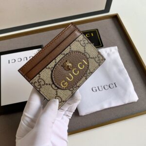 【AT11096】グッチのクラシックGGモノグラムプリントカードケース | Gucci
