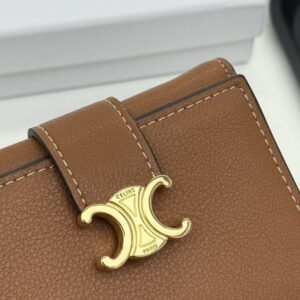 【AT11101】セリーヌパリのハイエンドレザーショートウォレット | Celine Paris