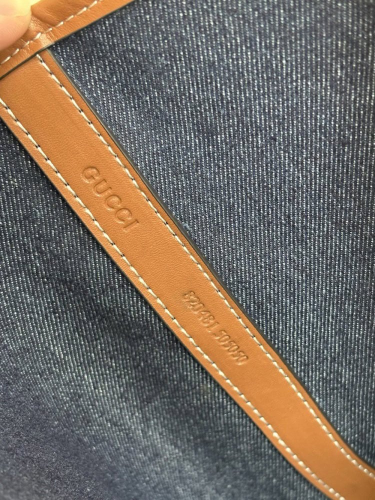 【AT11109】グッチ Totissimaシリーズ トートバッグ - ブルーのモノグラム柄生地、可愛いピンクのクラッチ付き | Gucci