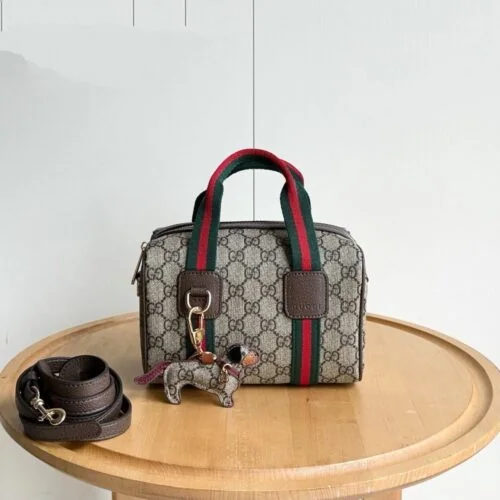 【AT11110】グッチのクラシックな高級ボストンバッグ - ファッションと実用を完璧に融合 | Gucci Italy