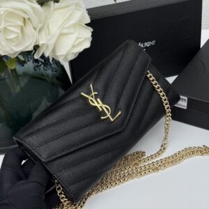 【AT11113】YSLサンローランのクラシックな長財布 | Saint Laurent