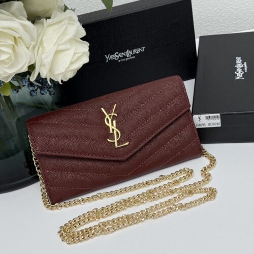 【AT11114】YSLサンローランのエレガントなワインレッド長財布、高級レザーチェーン付き | Yves Saint Laurent