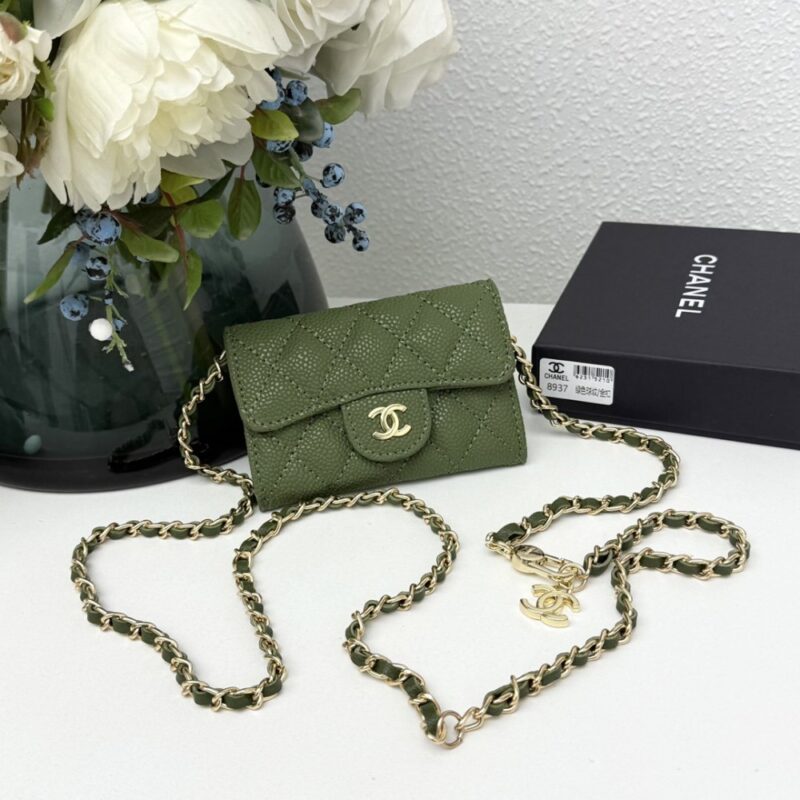【AT11116】シャネルのクラシックコレクション オリーブグリーンシャークスキン型押しカーフスキンミニウエストバッグ | Chanel Paris