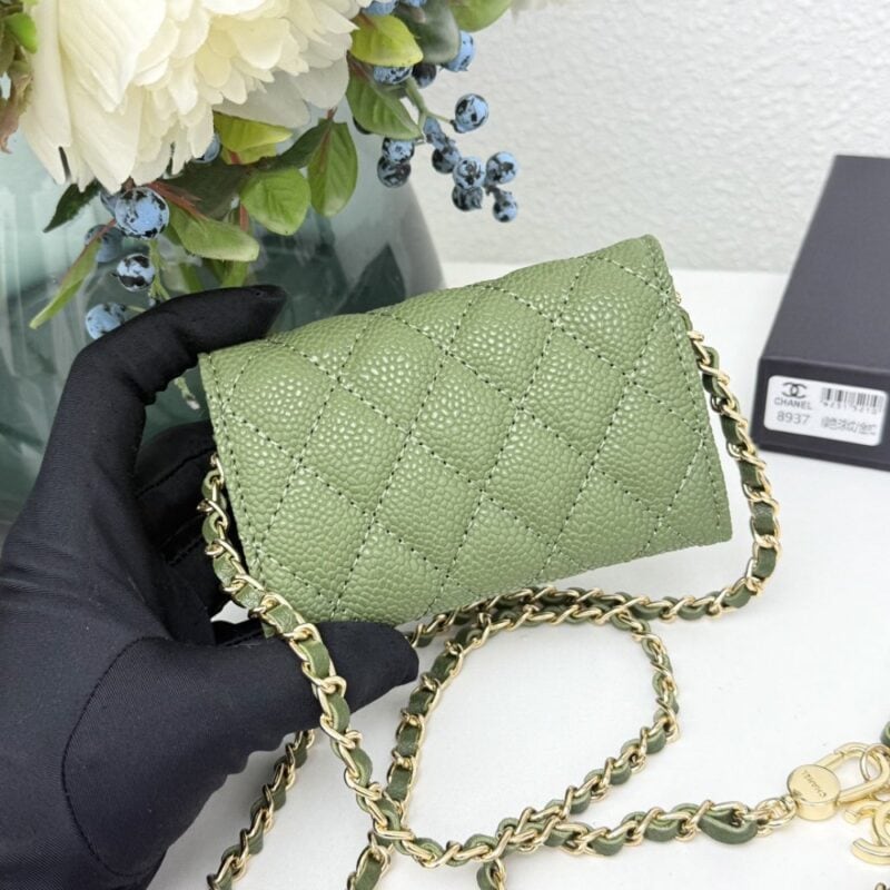 【AT11116】シャネルのクラシックコレクション オリーブグリーンシャークスキン型押しカーフスキンミニウエストバッグ | Chanel Paris